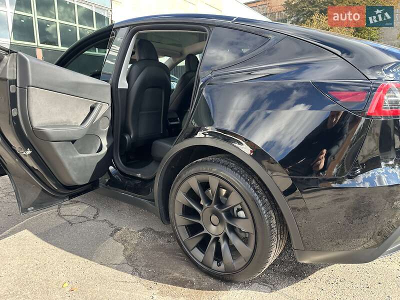 Позашляховик / Кросовер Tesla Model Y 2022 в Вінниці