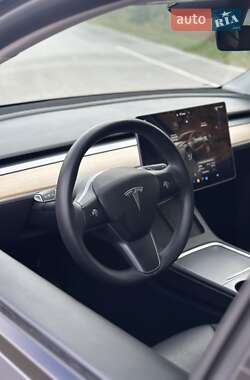Внедорожник / Кроссовер Tesla Model Y 2023 в 