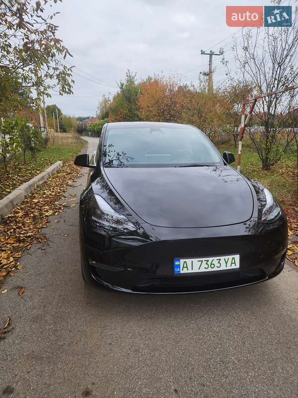 Позашляховик / Кросовер Tesla Model Y 2022 в Києві