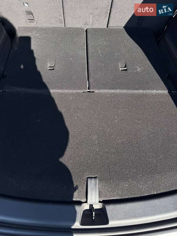 Внедорожник / Кроссовер Tesla Model Y 2022 в Львове фото 31 Внедорожник / Кроссовер Tesla Model Y 2022 в Львове