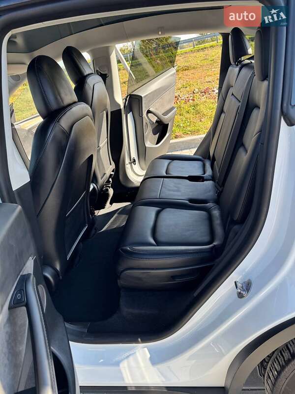 Внедорожник / Кроссовер Tesla Model Y 2022 в Львове фото 50 Внедорожник / Кроссовер Tesla Model Y 2022 в Львове