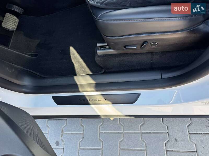 Внедорожник / Кроссовер Tesla Model Y 2022 в Львове фото 65 Внедорожник / Кроссовер Tesla Model Y 2022 в Львове