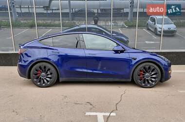 Позашляховик / Кросовер Tesla Model Y 2022 в 