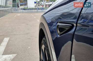 Позашляховик / Кросовер Tesla Model Y 2022 в 