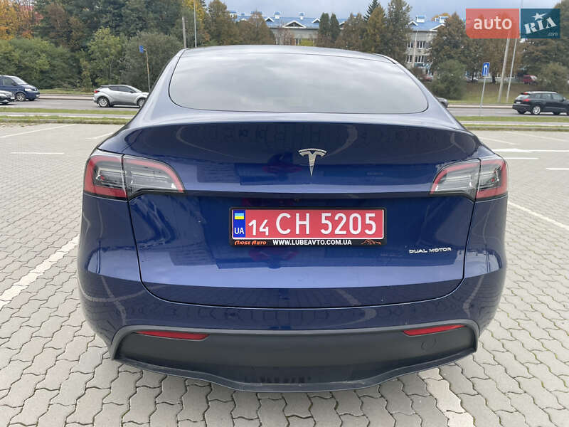 Внедорожник / Кроссовер Tesla Model Y 2023 в Львове