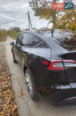 Внедорожник / Кроссовер Tesla Model Y 2022 в Киеве