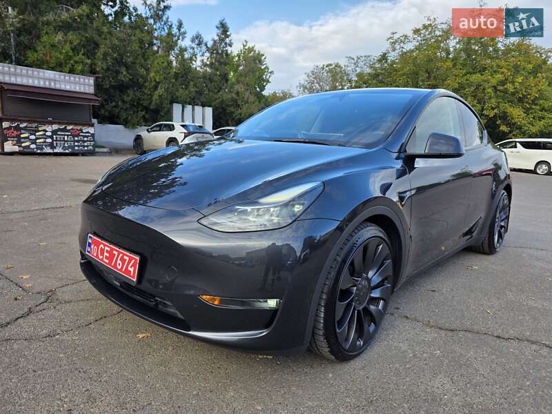 Внедорожник / Кроссовер Tesla Model Y 2024 в Одессе