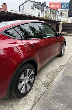 Внедорожник / Кроссовер Tesla Model Y 2024 в 