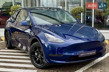 Внедорожник / Кроссовер Tesla Model Y 2024 в 