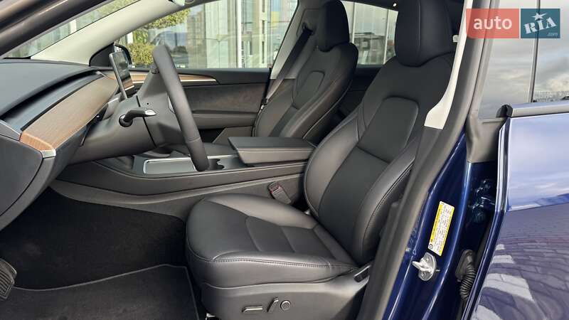 Внедорожник / Кроссовер Tesla Model Y 2024 в Чернигове