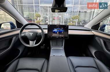 Внедорожник / Кроссовер Tesla Model Y 2024 в 