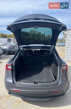 Внедорожник / Кроссовер Tesla Model Y 2023 в 