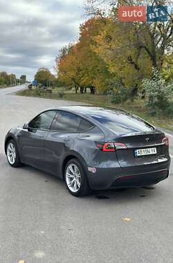 Внедорожник / Кроссовер Tesla Model Y 2023 в 