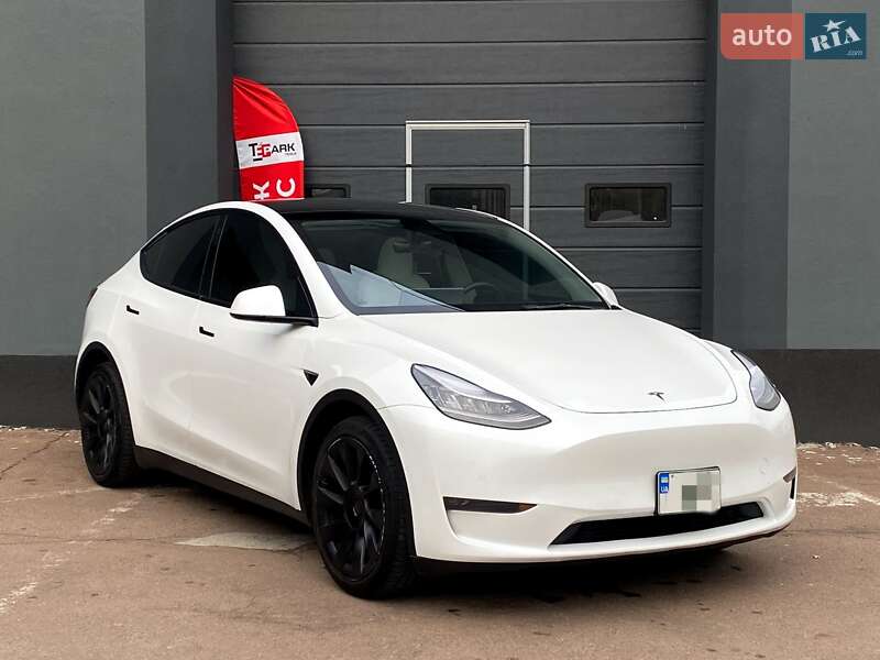 Позашляховик / Кросовер Tesla Model Y 2021 в Києві