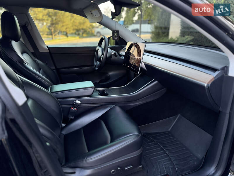 Позашляховик / Кросовер Tesla Model Y 2020 в Львові фото 38 Позашляховик / Кросовер Tesla Model Y 2020 в Львові