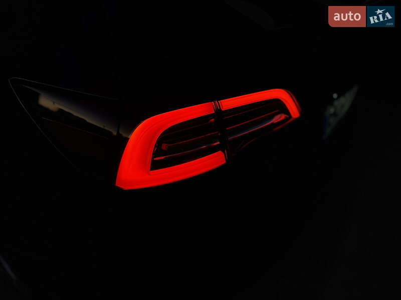 Позашляховик / Кросовер Tesla Model Y 2020 в Львові фото 42 Позашляховик / Кросовер Tesla Model Y 2020 в Львові