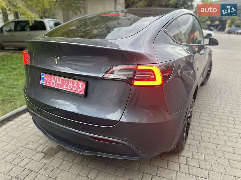 Позашляховик / Кросовер Tesla Model Y 2020 в Рівному
