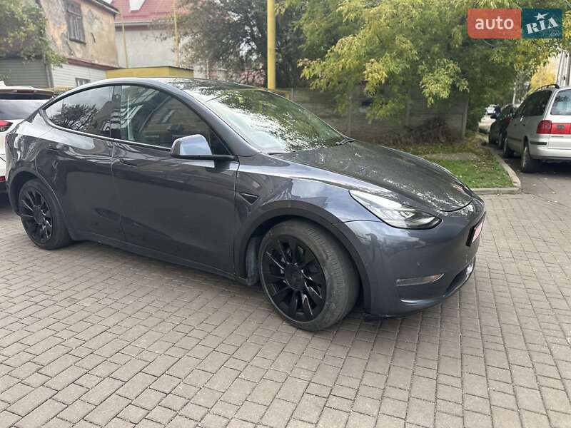 Позашляховик / Кросовер Tesla Model Y 2020 в Рівному