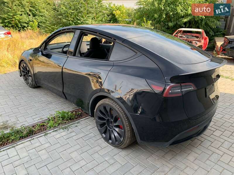Позашляховик / Кросовер Tesla Model Y 2021 в Одесі