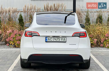Позашляховик / Кросовер Tesla Model Y 2021 в 