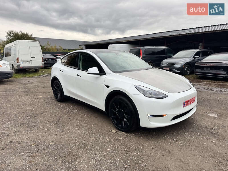 Внедорожник / Кроссовер Tesla Model Y 2023 в Ровно фото Внедорожник / Кроссовер Tesla Model Y 2023 в Ровно