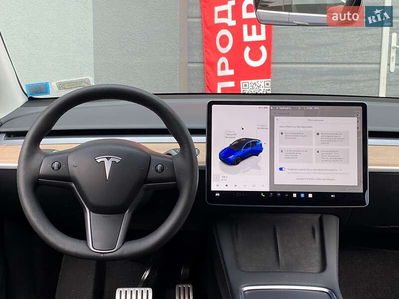 Позашляховик / Кросовер Tesla Model Y 2024 в Києві