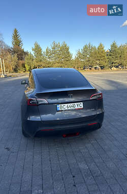 Внедорожник / Кроссовер Tesla Model Y 2022 в 