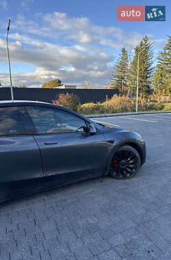 Внедорожник / Кроссовер Tesla Model Y 2022 в 
