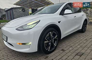 Внедорожник / Кроссовер Tesla Model Y 2021 в 