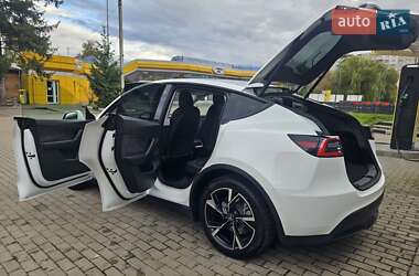 Внедорожник / Кроссовер Tesla Model Y 2021 в 