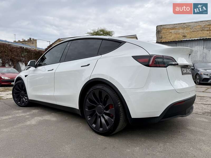 Позашляховик / Кросовер Tesla Model Y 2021 в Одесі