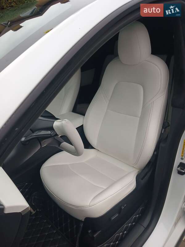 Внедорожник / Кроссовер Tesla Model Y 2021 в Полтаве фото 17 Внедорожник / Кроссовер Tesla Model Y 2021 в Полтаве