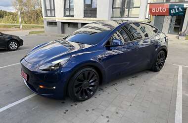 Позашляховик / Кросовер Tesla Model Y 2021 в 