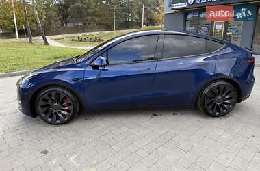 Позашляховик / Кросовер Tesla Model Y 2021 в 