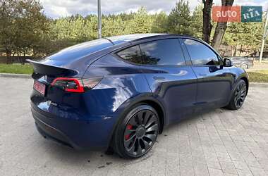 Позашляховик / Кросовер Tesla Model Y 2021 в 