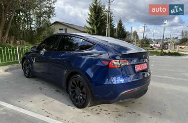 Позашляховик / Кросовер Tesla Model Y 2021 в 