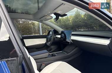 Позашляховик / Кросовер Tesla Model Y 2021 в 