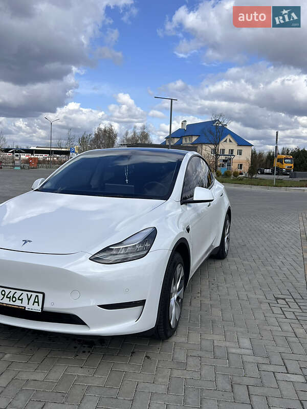 Внедорожник / Кроссовер Tesla Model Y 2022 в Сокале фото 2 Внедорожник / Кроссовер Tesla Model Y 2022 в Сокале
