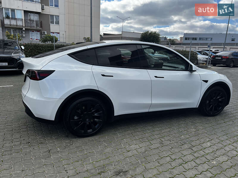 Внедорожник / Кроссовер Tesla Model Y 2023 в Одессе