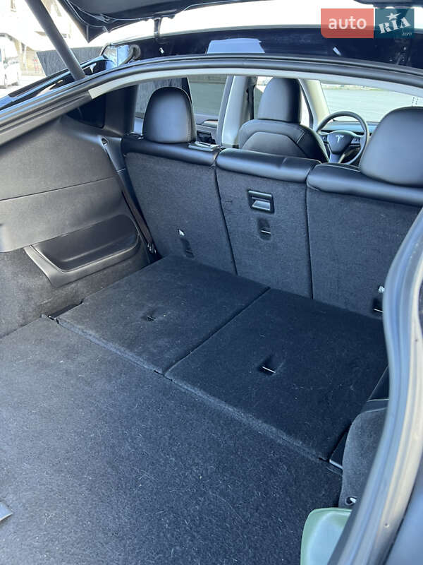 Внедорожник / Кроссовер Tesla Model Y 2023 в Львове фото 31 Внедорожник / Кроссовер Tesla Model Y 2023 в Львове