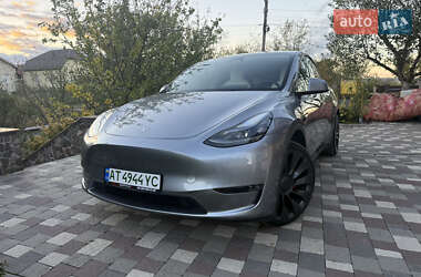 Внедорожник / Кроссовер Tesla Model Y 2024 в 