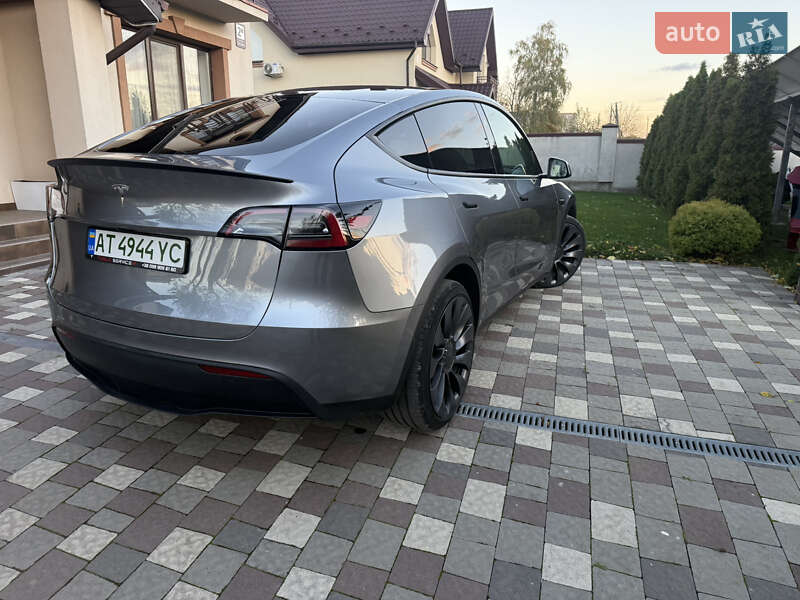 Позашляховик / Кросовер Tesla Model Y 2024 в Івано-Франківську фото 7 Позашляховик / Кросовер Tesla Model Y 2024 в Івано-Франківську