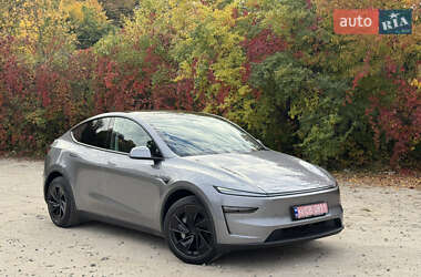 Внедорожник / Кроссовер Tesla Model Y 2025 в Львове