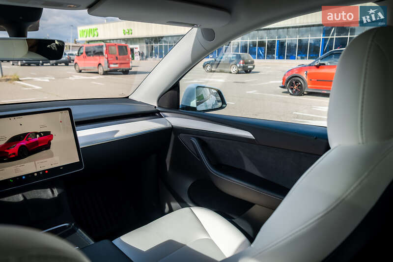 Внедорожник / Кроссовер Tesla Model Y 2022 в Киеве фото 18 Внедорожник / Кроссовер Tesla Model Y 2022 в Киеве