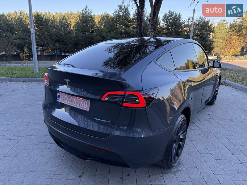 Позашляховик / Кросовер Tesla Model Y 2022 в Львові фото 19 Позашляховик / Кросовер Tesla Model Y 2022 в Львові