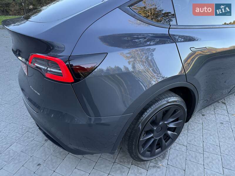 Позашляховик / Кросовер Tesla Model Y 2022 в Львові фото 26 Позашляховик / Кросовер Tesla Model Y 2022 в Львові