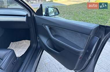 Внедорожник / Кроссовер Tesla Model Y 2022 в 