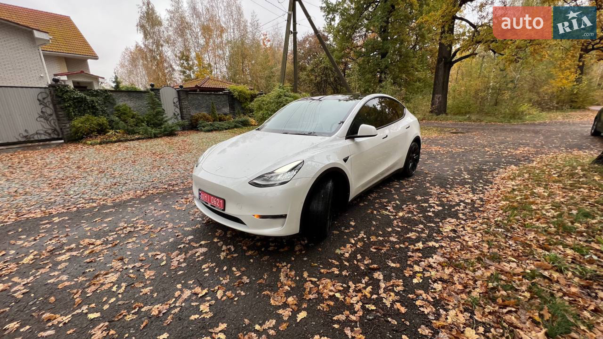 2020 Tesla Model Y - мініатюра 8