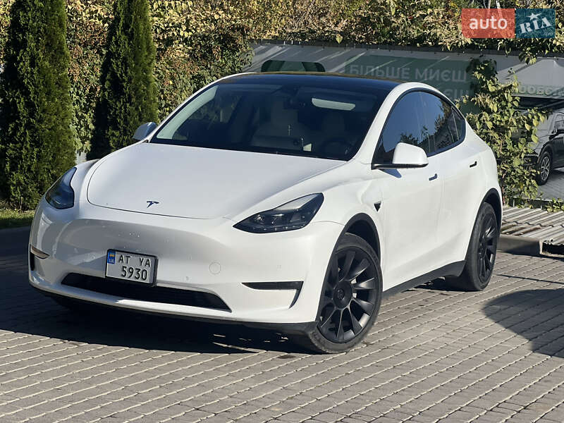 Внедорожник / Кроссовер Tesla Model Y 2022 в Ивано-Франковске