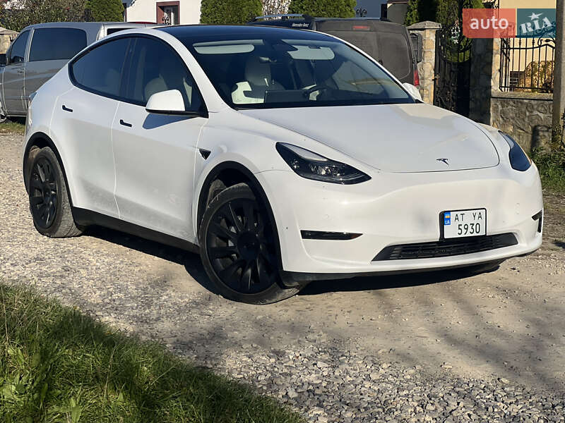 Внедорожник / Кроссовер Tesla Model Y 2022 в Ивано-Франковске
